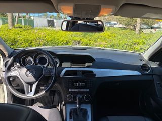 Mercedes-Benz C180 2012