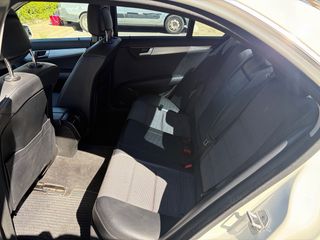 Mercedes-Benz C180 2012