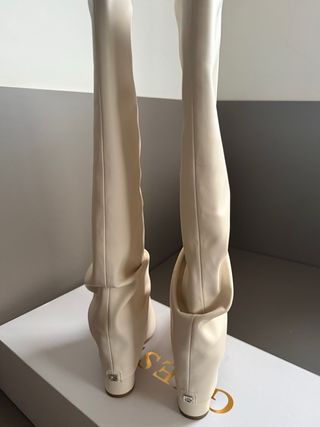 Botas Guess Beige Talla 38