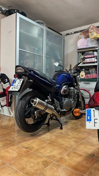 Suzuki Bandit 600N Naked Azul