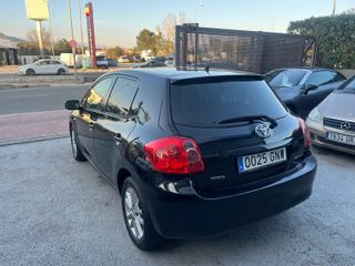 Toyota Auris 2009