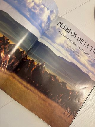 Pueblos de la Tierra ( National Geographic)
