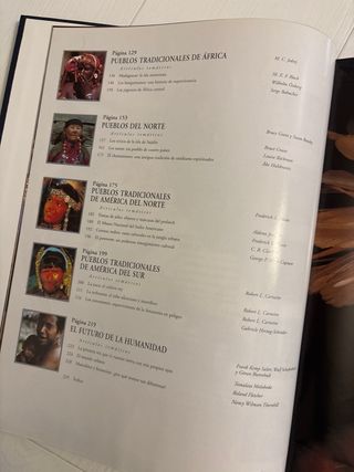 Pueblos de la Tierra ( National Geographic)