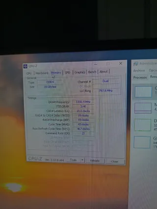 PC Intel i7 10700 16GB RAM 256GB SSD