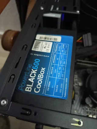 PC Intel i7 10700 16GB RAM 256GB SSD