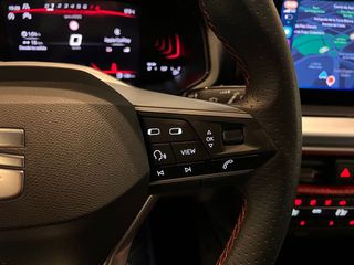 Seat Arona FR 2025 TSI 115cv. GARANTÍA OFICIAL