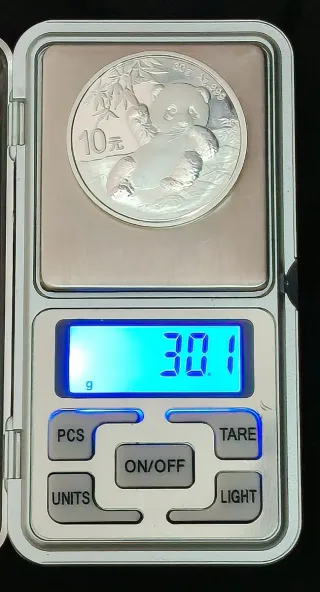 Moneda 1 oz Plata Panda 10 Yuan 30g Ag.999