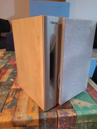 Altavoz Aiwa (uno solo) Madera y Plata