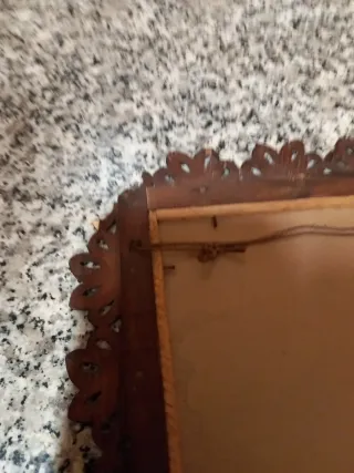 Marco antiguo madera para restaurar