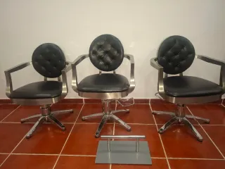 3 Sillas Peluquería + 2 Reposapiés