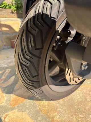 SYM Cruisym 300 Maxi Scooter Automática