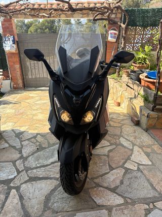 SYM Cruisym 300 Maxi Scooter Automática