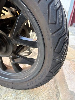 SYM Cruisym 300 Maxi Scooter Automática