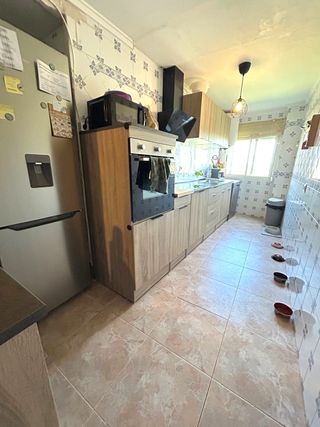 CASA DE PUEBLO EN VENTA, CHIVA, VALENCIA.