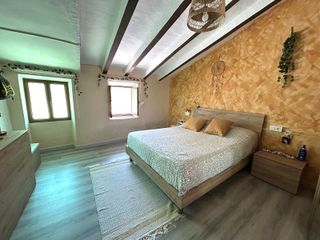 CASA DE PUEBLO EN VENTA, CHIVA, VALENCIA.