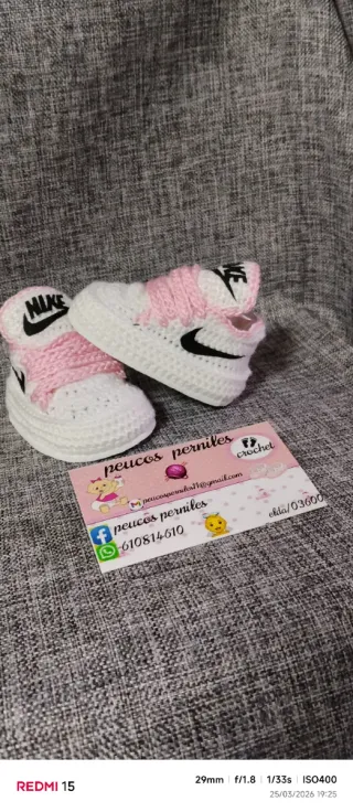 Zapatitos de bebé crochet Nike
