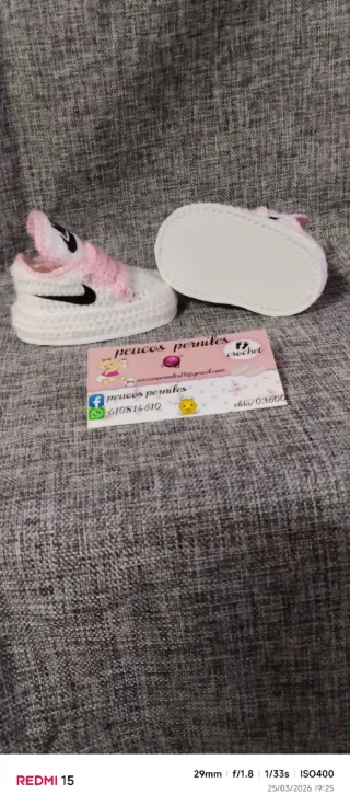 Zapatitos de bebé crochet Nike