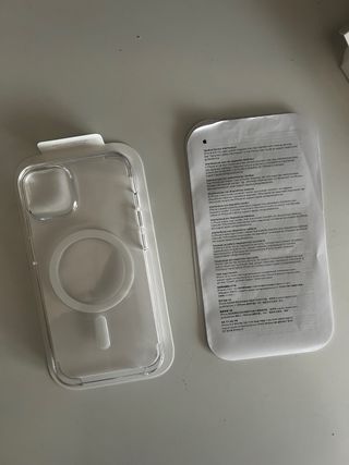 Funda iPhone 14 Apple Transparente MagSafe