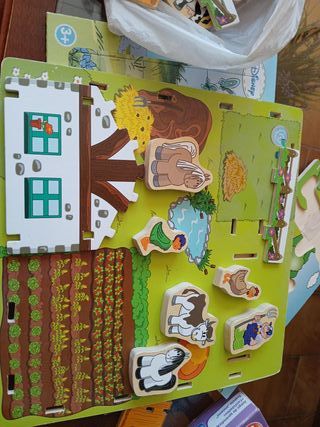 Juego educativo granja madera
