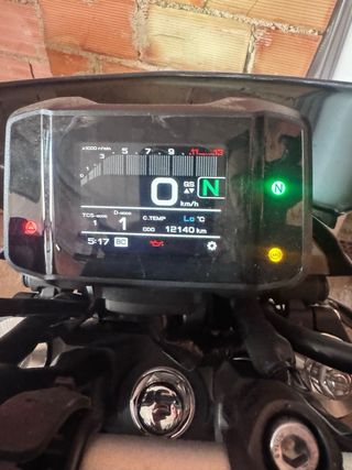 Yamaha MT-09 2023 A2 – Garantía oficial 5 años