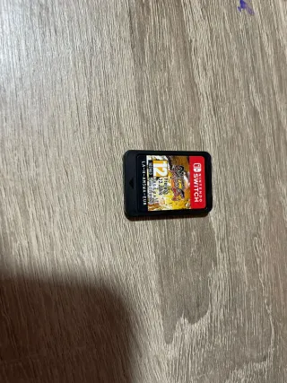 Nintendo Switch Lite Amarillo + Juego