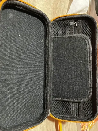 Nintendo Switch Lite Amarillo + Juego