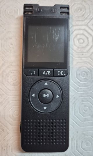 Grabadora de voz con IA, audio HD y transcripción