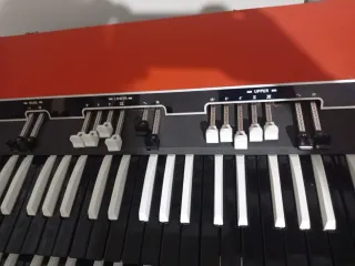 Vox Super Continental Órgano