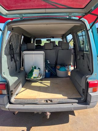 Volkswagen Transporter 2.4 D