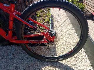 Bicicleta GT Roja