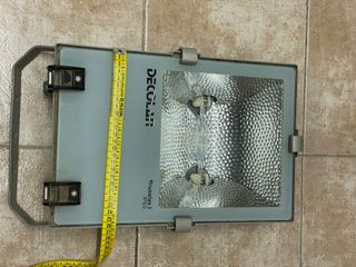 Foco Halógeno Decolar 150W IP65