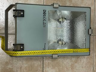 Foco Halógeno Decolar 150W IP65