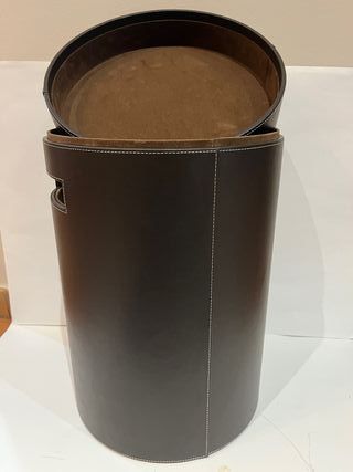 Puff redondo polipiel marrón