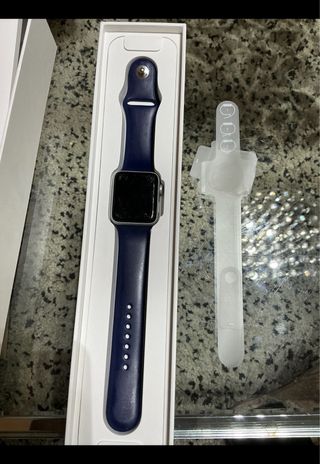Apple Watch Series 3 42mm Plata