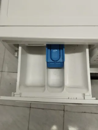 LAVADORA MARCA BALAY de 7 KG