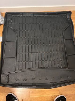 Alfombra maletero Audi A4 B7 goma