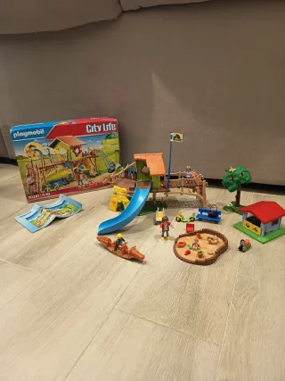 Playmobil City Life 70281 Parque Infantil