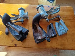 Lote Antiguo Planchas y Molino