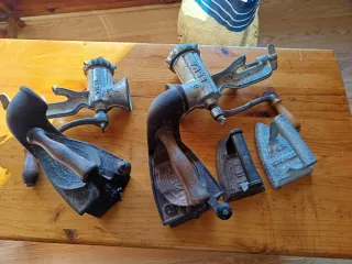 Lote Antiguo Planchas y Molino