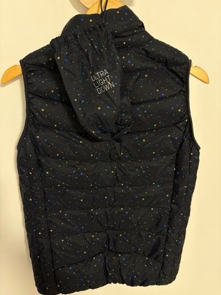 Chaleco Uniqlo Estampado Puntos