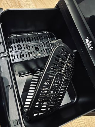 Freidora de aire negra