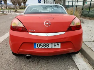 Opel Tigra 2005