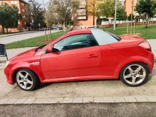 Opel Tigra 2005