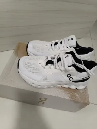 On Running Cloudrunner 2 Scarpe da Ginnastica