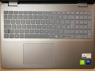 Ordenador Dell Plata