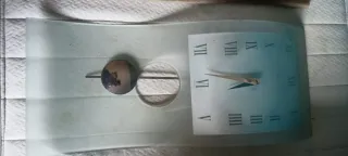 Reloj de pared moderno