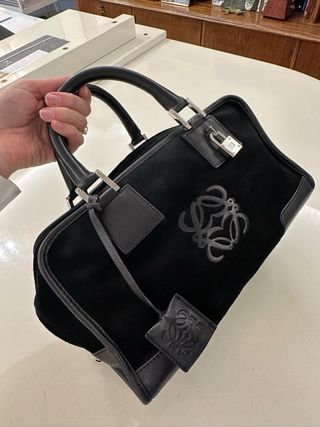 Bolso Loewe Amazona vintage en ante negro/piel