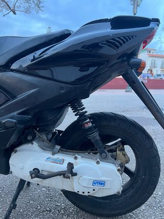 Yamaha Aerox 49cc Negra