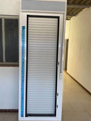Puerta balconera PVC NUEVA con persiana 229x85