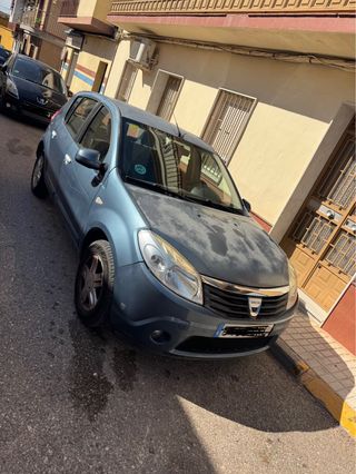 Dacia Sandero 2009
